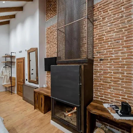 Melko Otel *